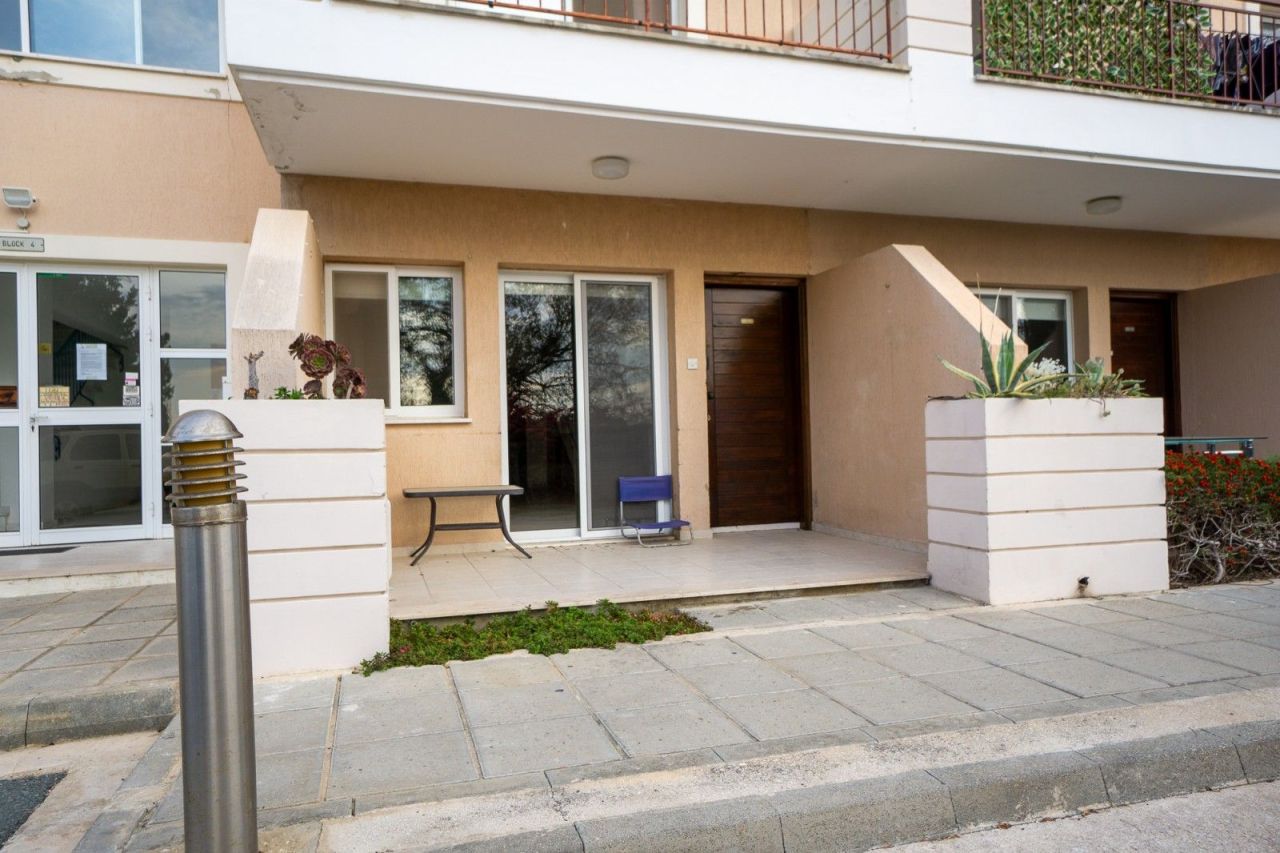 Townhouse in Paphos, Cyprus, 100 m² - picture 1