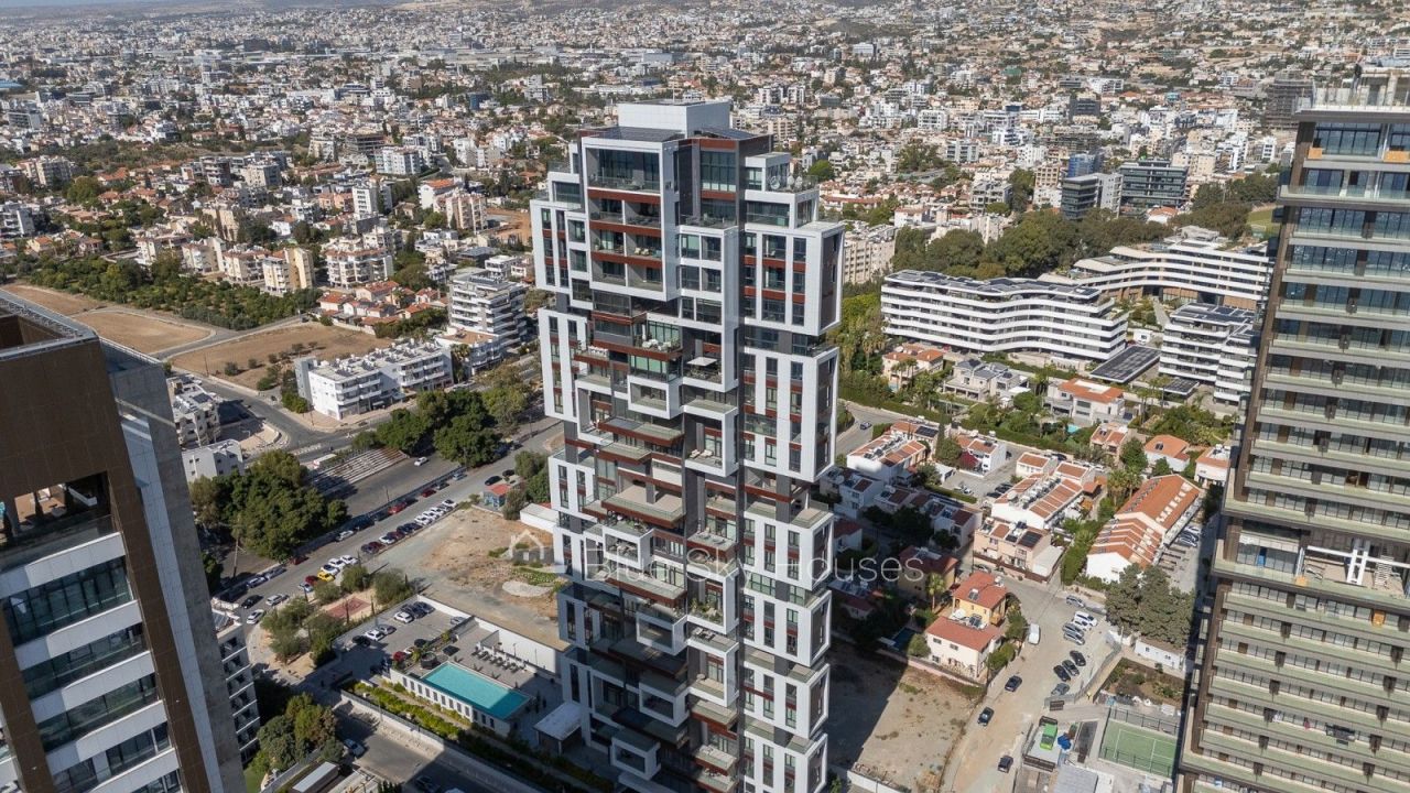 Apartment in Limassol, Cyprus, 212 m² - picture 2