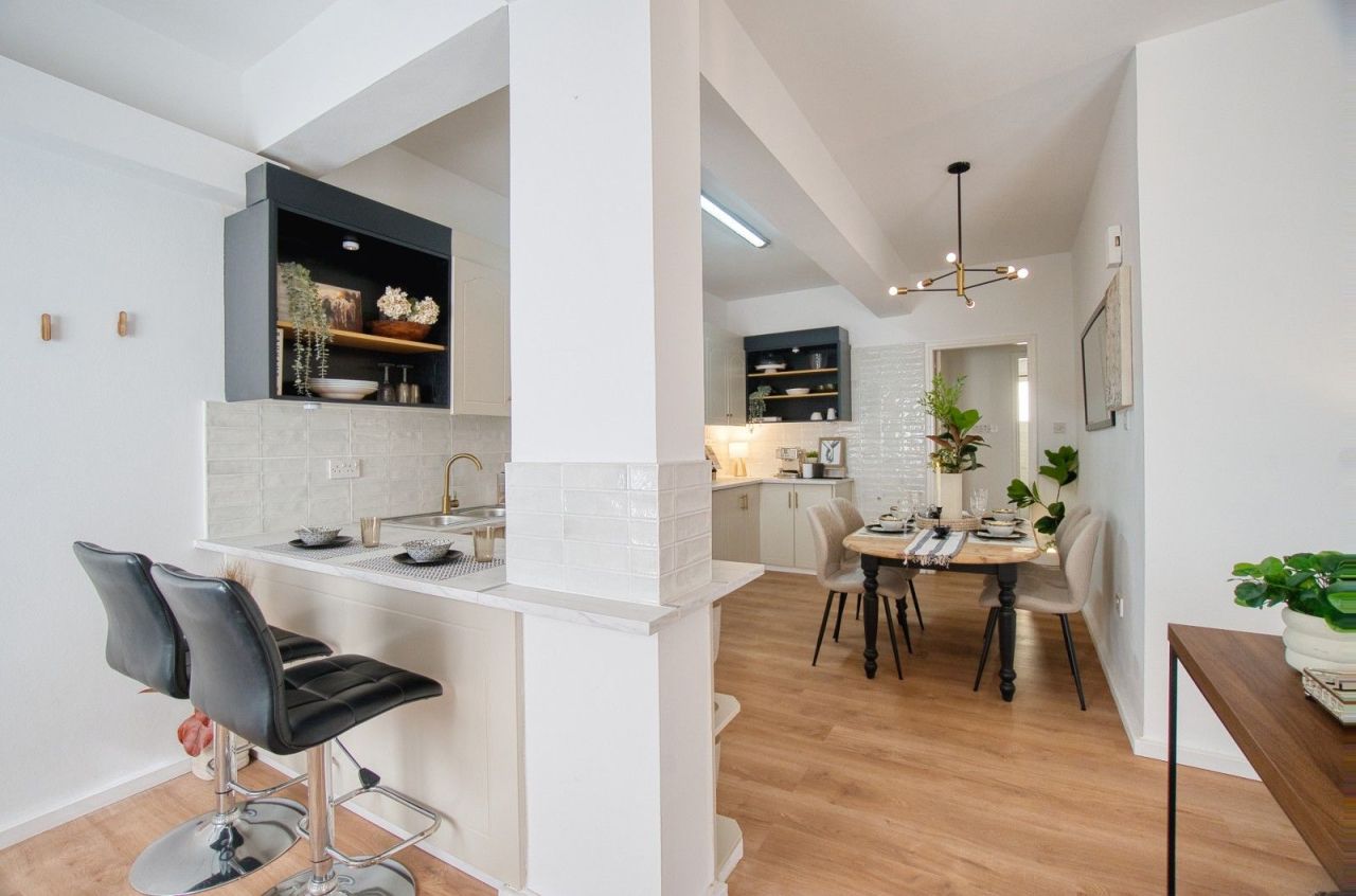 Apartment in Paphos, Cyprus - picture 5