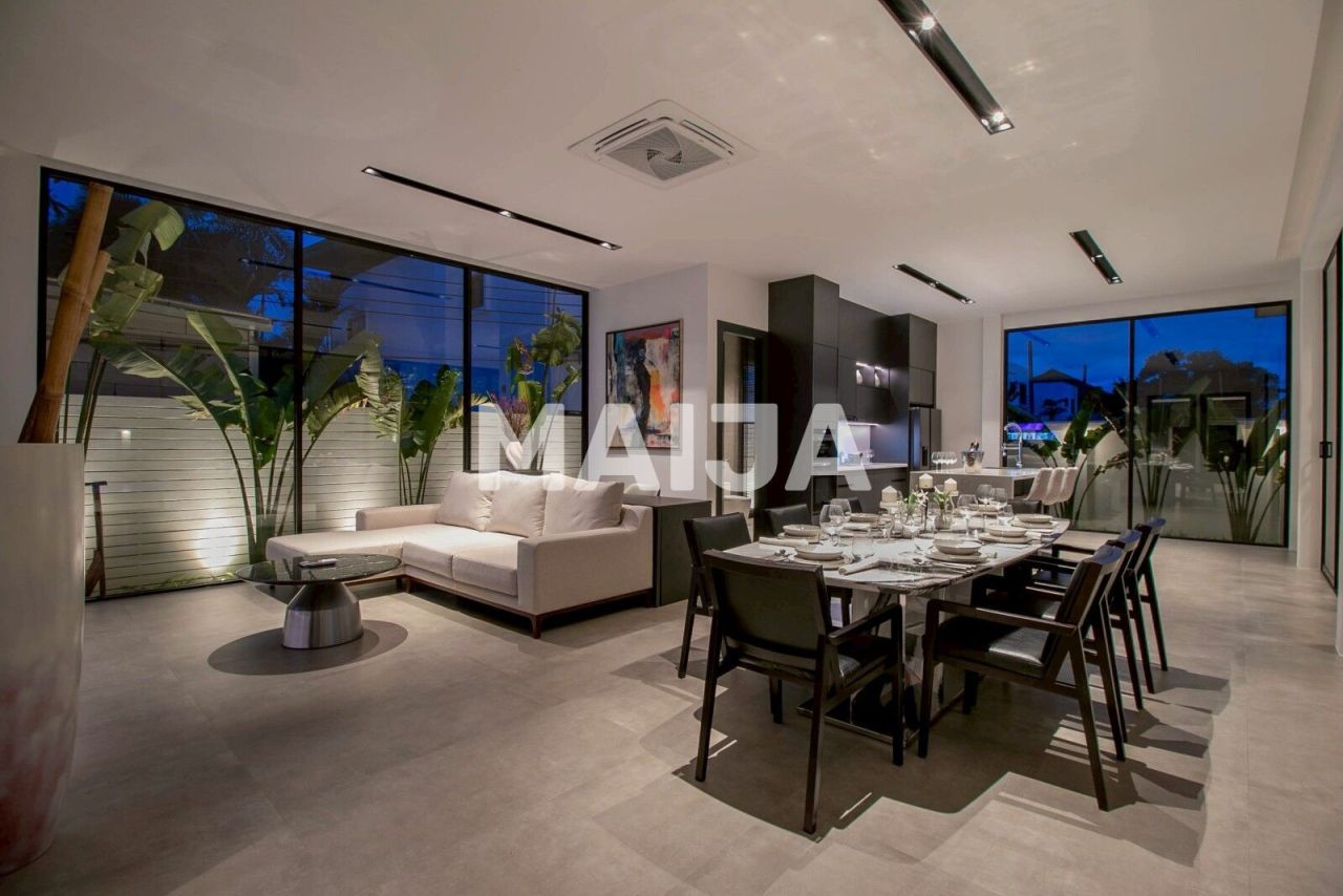 Villa en Rayong, Tailandia, 263 m² - imagen 3