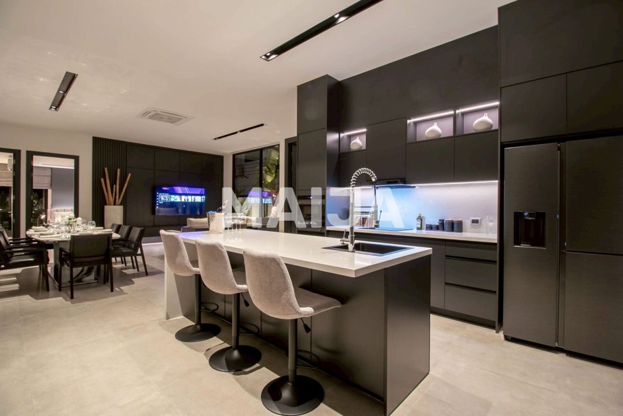 Villa en Rayong, Tailandia, 263 m² - imagen 8