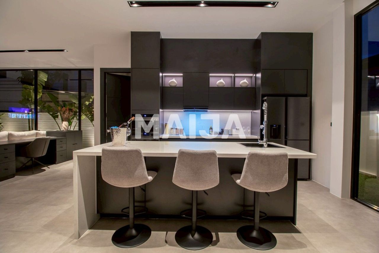 Villa en Rayong, Tailandia, 263 m² - imagen 9