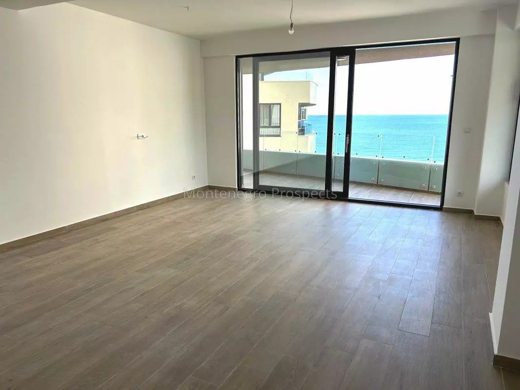 Appartement à Rafailovici, Monténégro, 95 m² - image 1