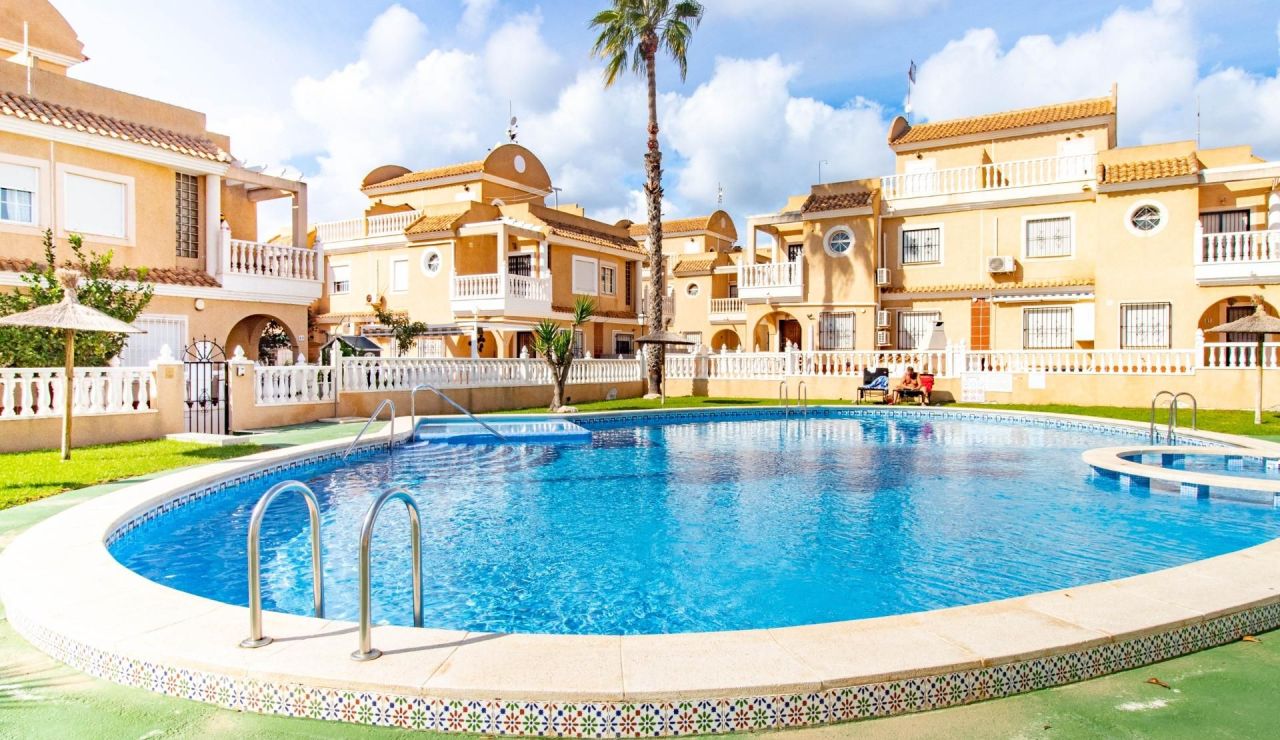 Casa en Orihuela Costa, España, 89 m² - imagen 15