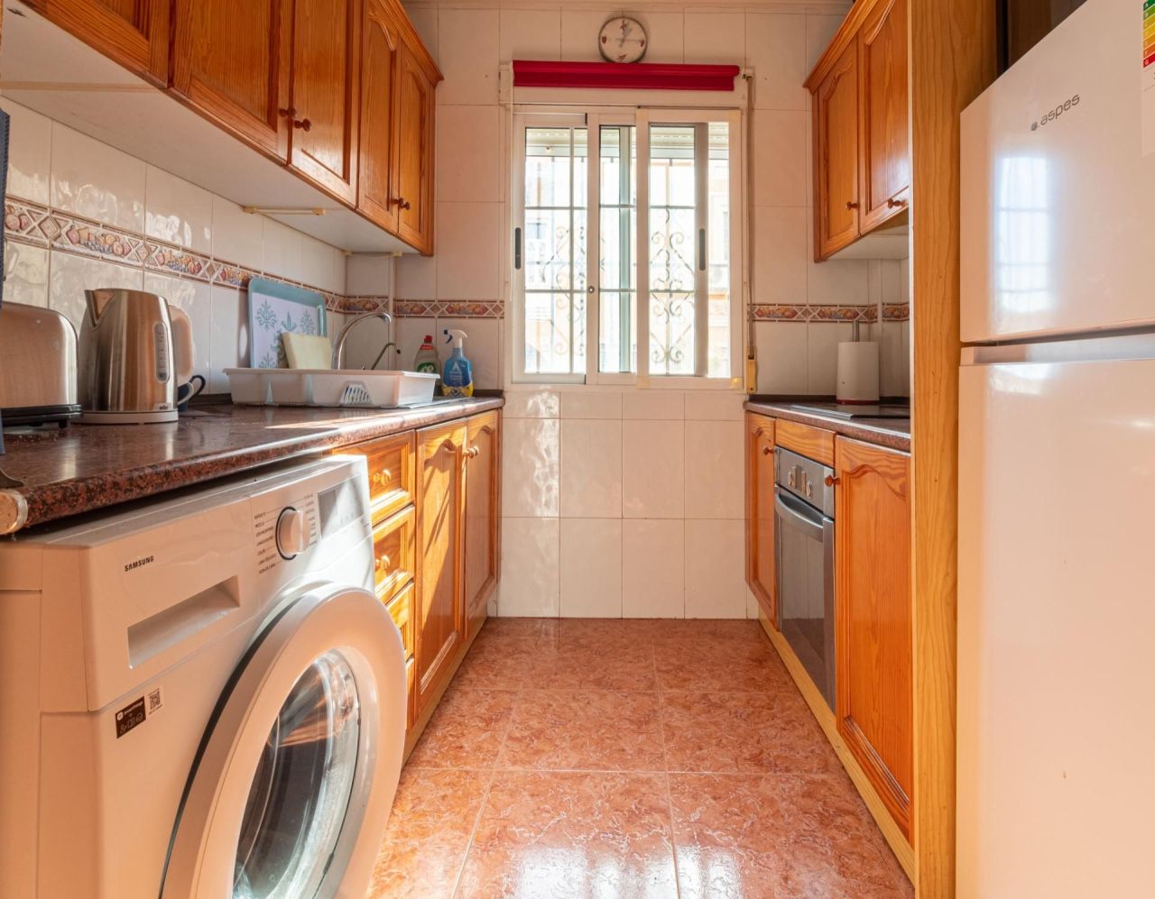 Casa en Orihuela Costa, España, 89 m² - imagen 5