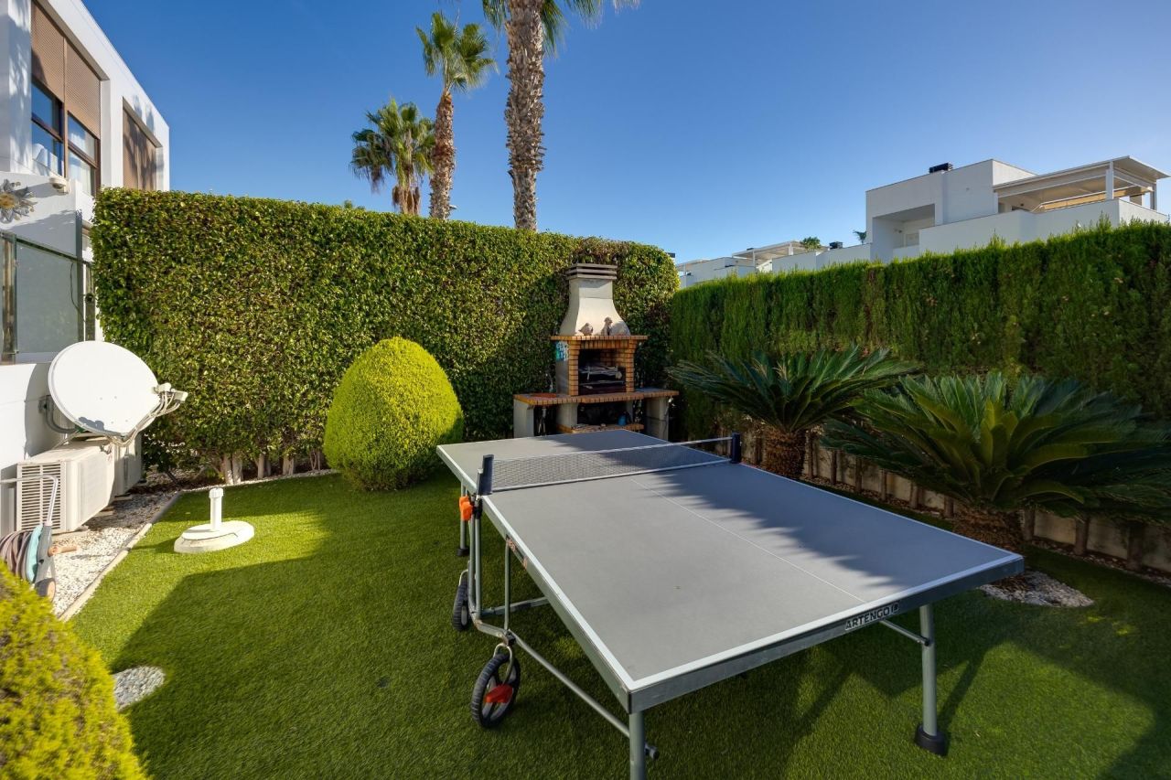 Casa en Orihuela Costa, España, 98 m² - imagen 4