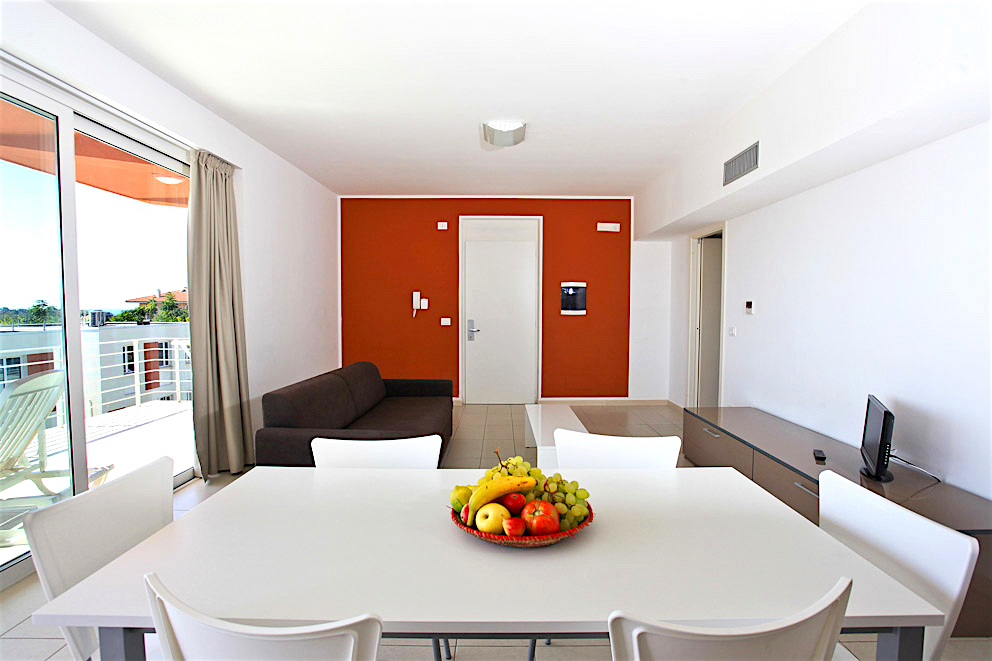 Apartment in Praia a Mare, Italy, 72 m² - picture 4