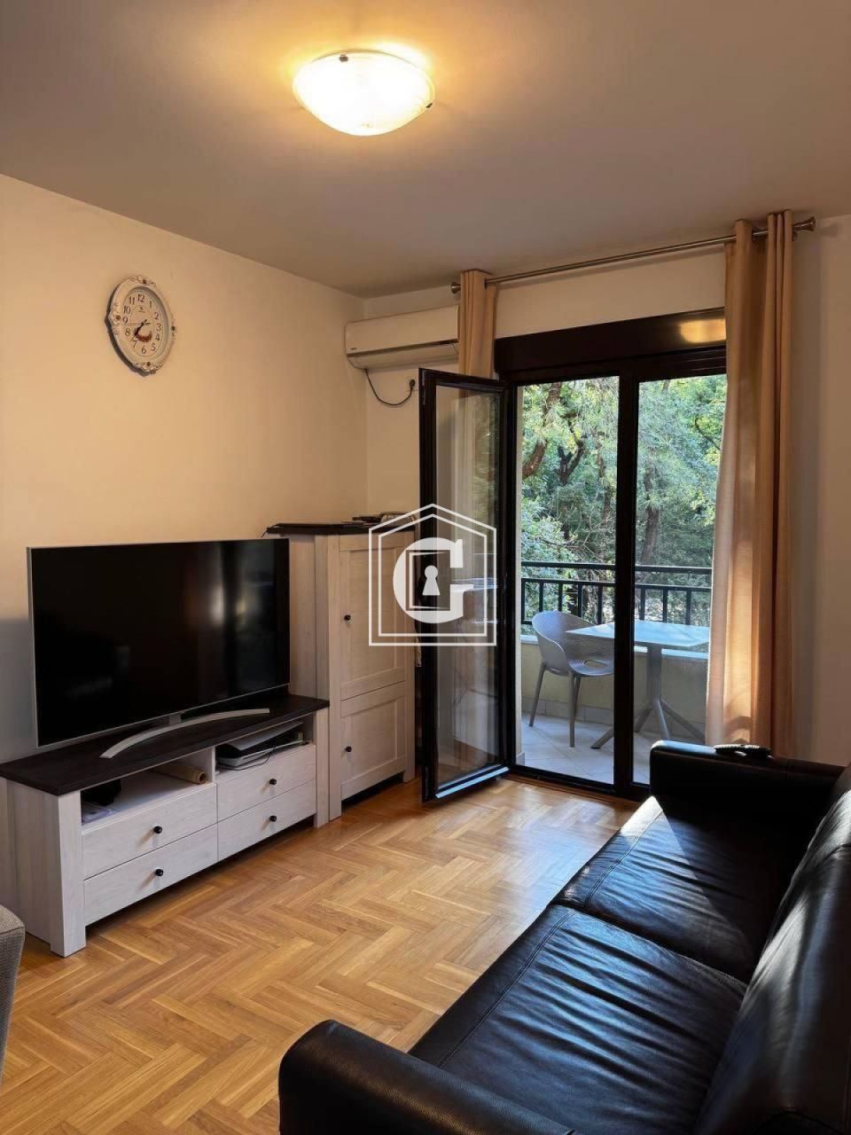 Apartment in Budva, Montenegro, 40 m² - Foto 1