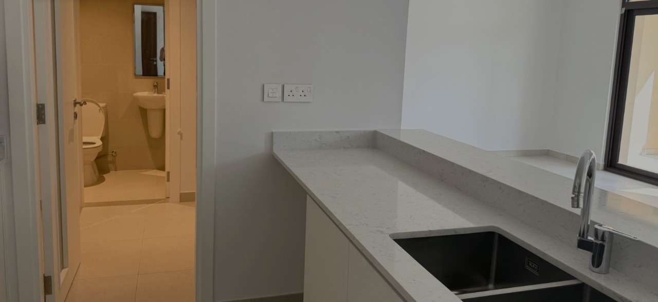 Flat in Dubai, UAE, 172.34 m² - picture 5