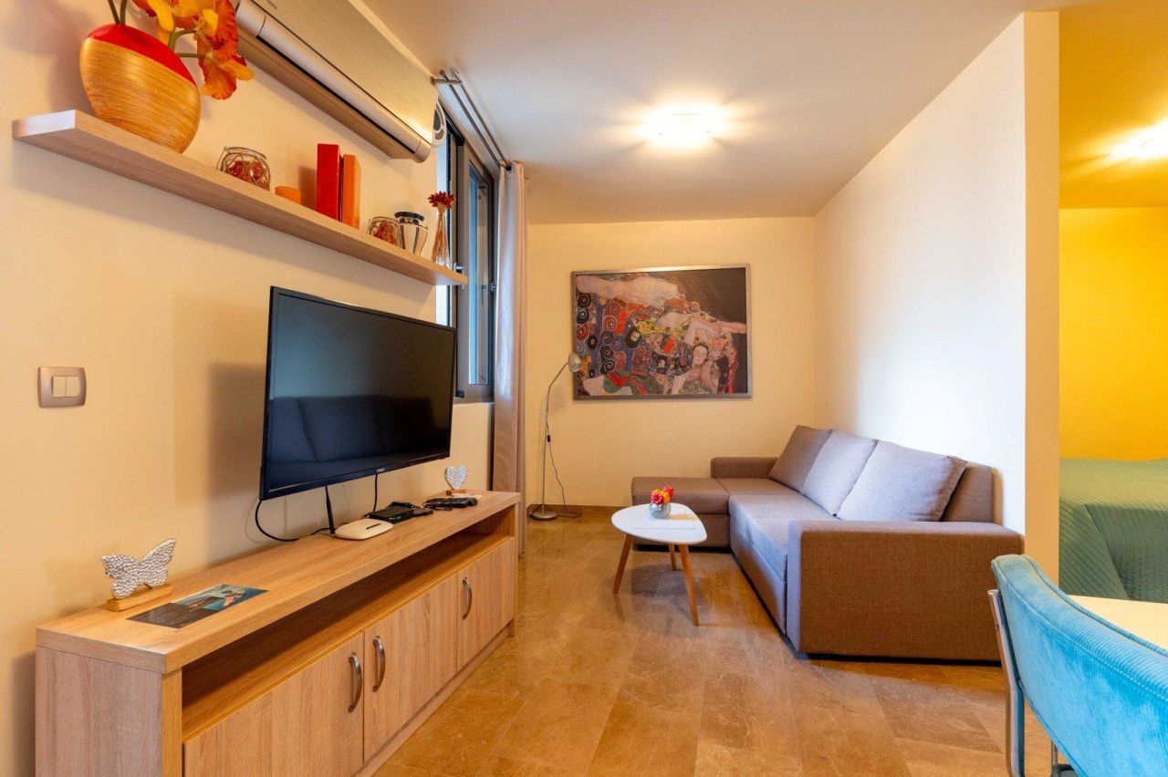 Appartamenti a Dobrota, Montenegro, 87 m² - foto 7