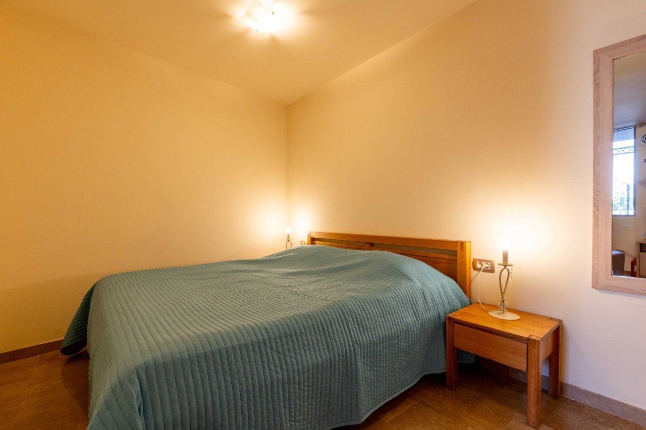 Appartamenti a Dobrota, Montenegro, 87 m² - foto 12