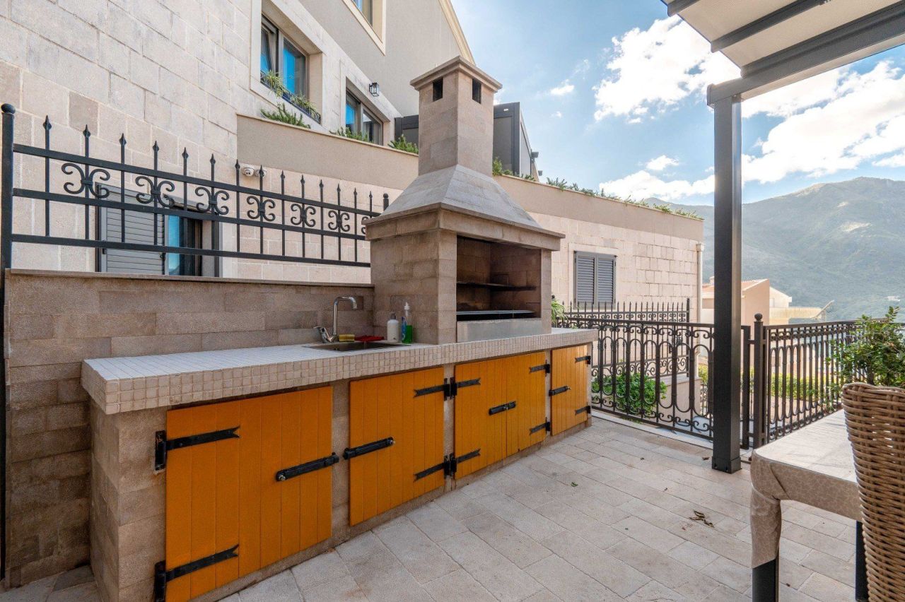 Appartamenti a Dobrota, Montenegro, 87 m² - foto 16