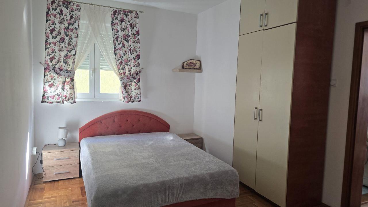 Flat in Petrovac, Montenegro, 44 m² - picture 3