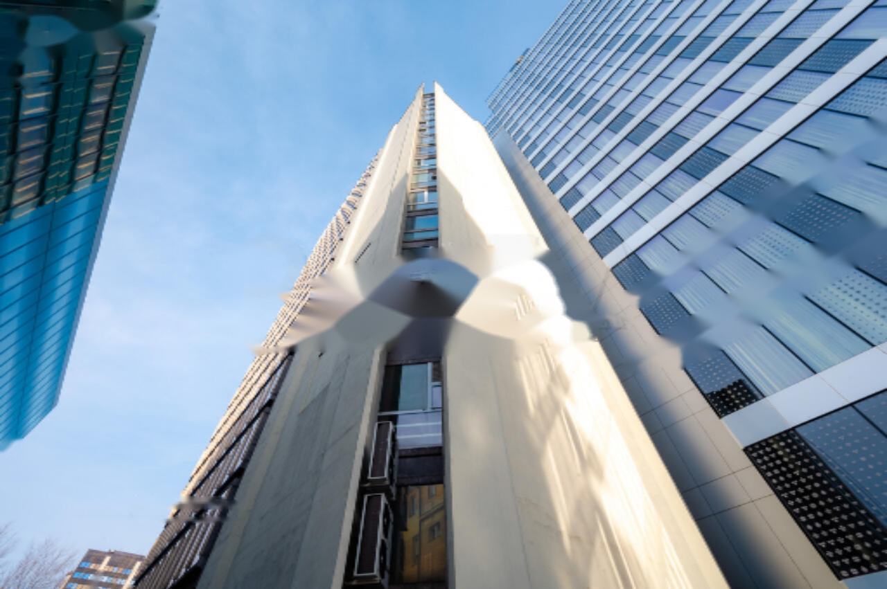 Oficina en Liubliana, Eslovenia, 362 m² - imagen 1