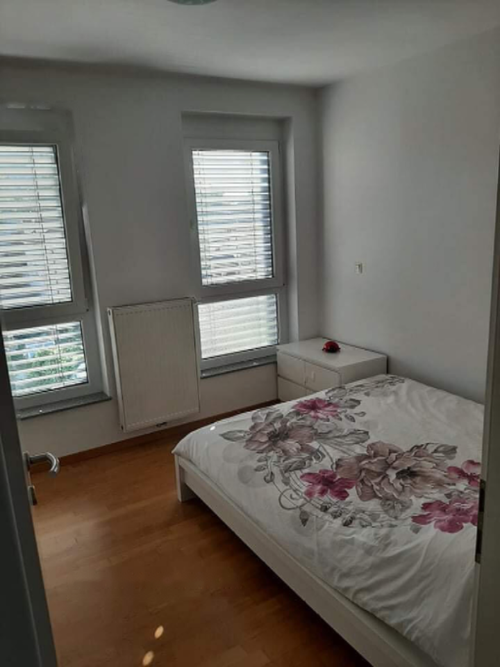 Piso en Liubliana, Eslovenia, 59 m² - imagen 2