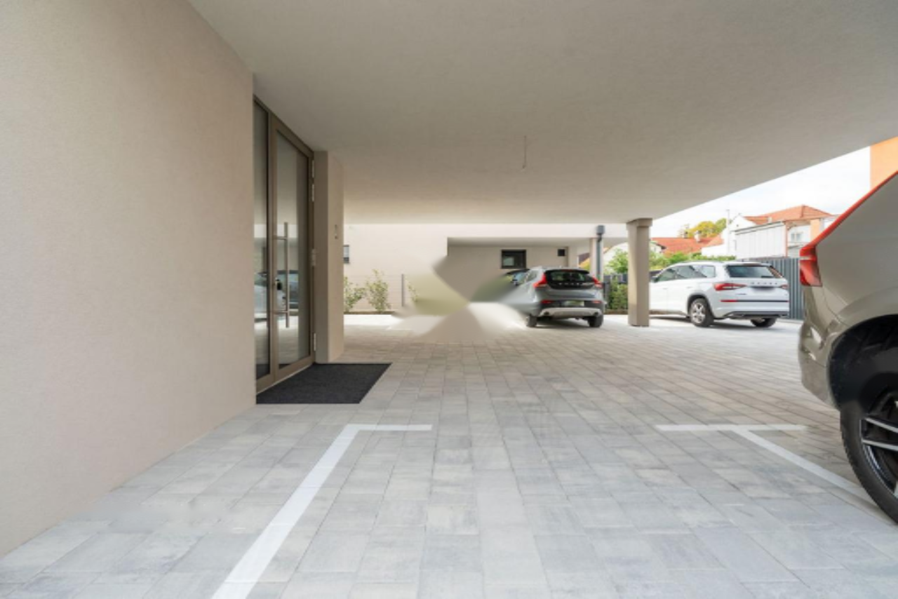 Flat in Ljubljana, Slovenia, 384 m² - picture 8