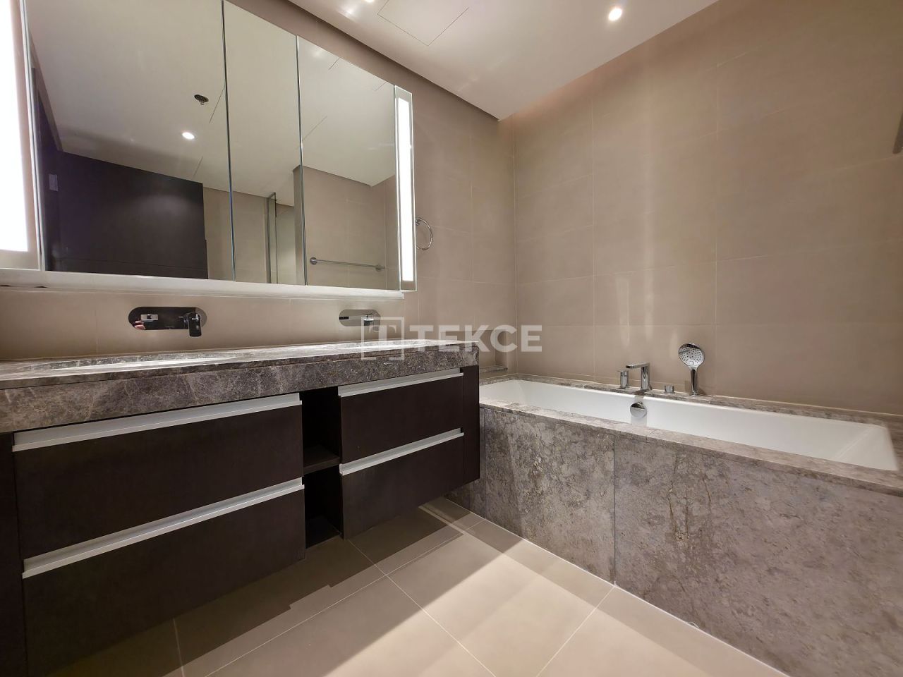 Appartamenti a Dubai, EAU, 177 m² - foto 16