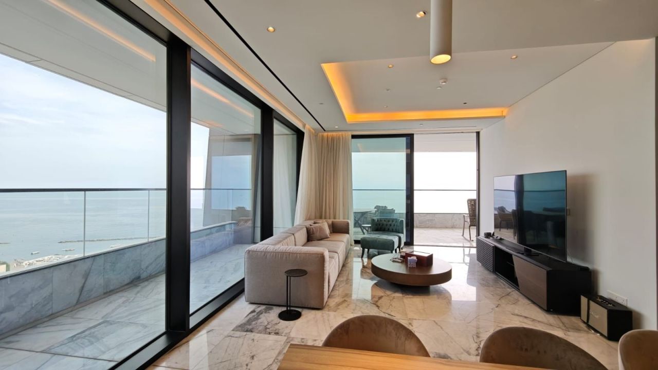 Apartment in Limassol, Cyprus, 160 m² - picture 2