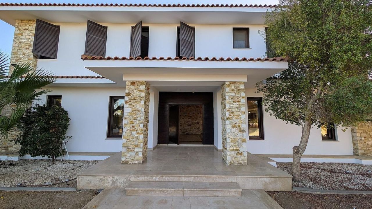 Villa à Larnaca, Chypre, 430 m² - image 2