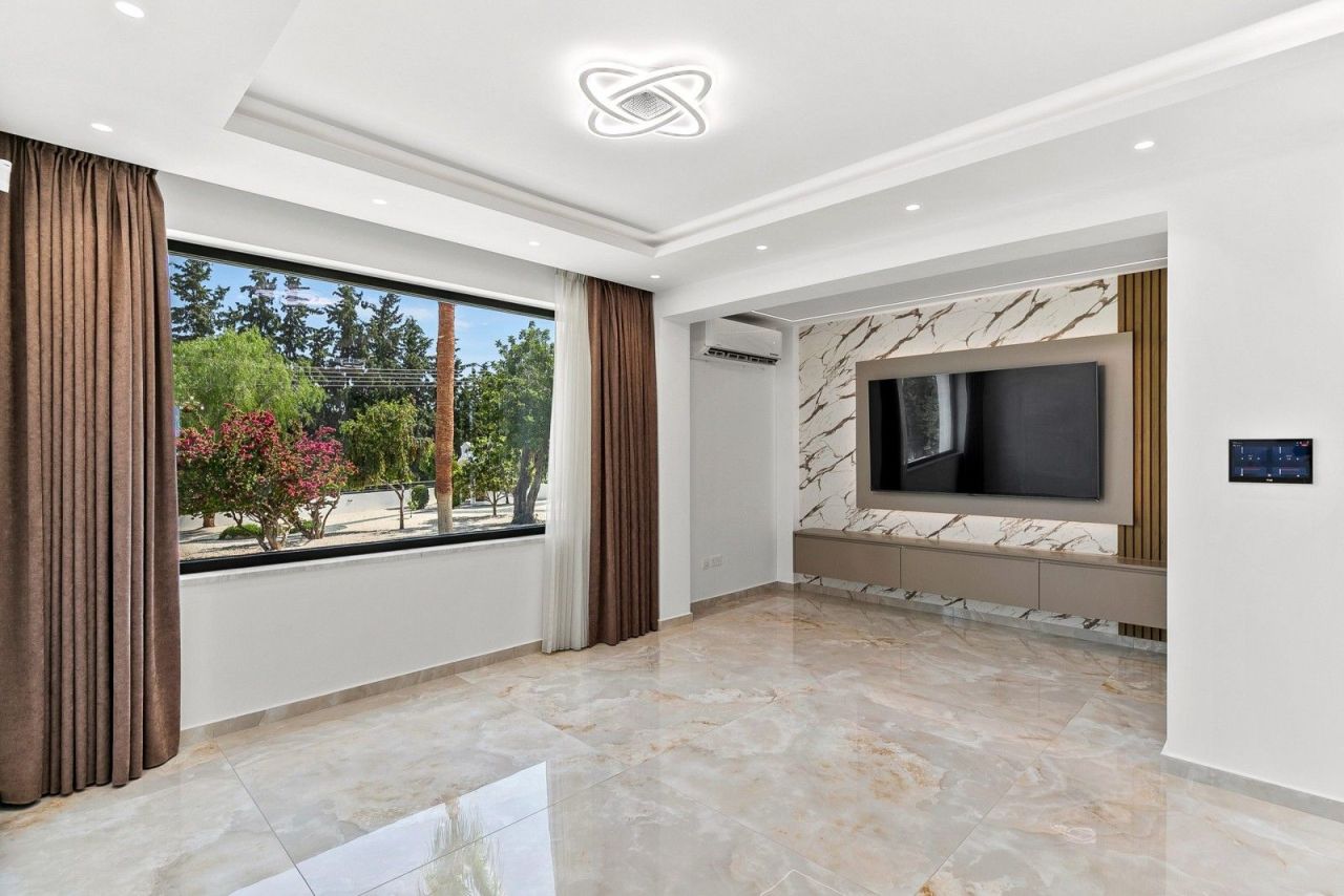 Villa in Paphos, Cyprus, 356 m² - picture 5