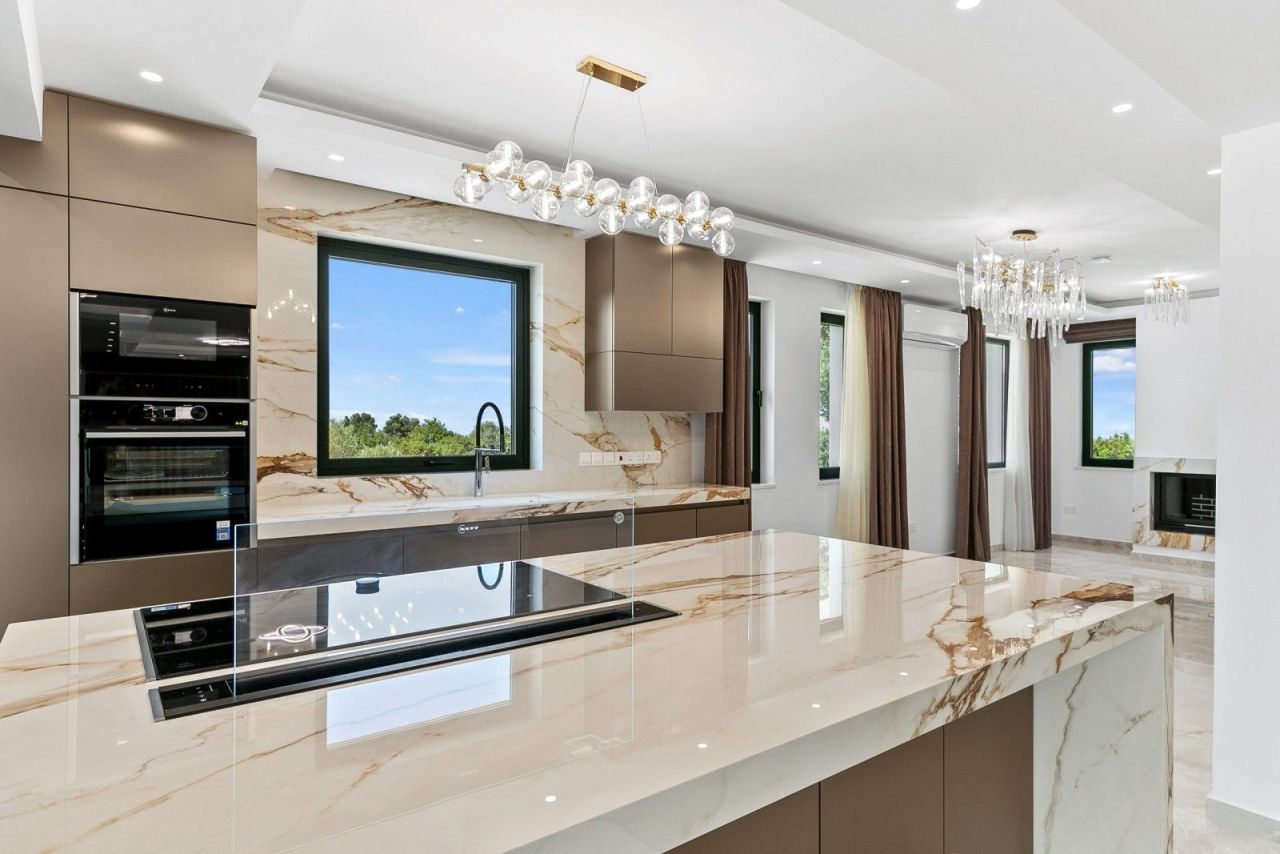 Villa in Paphos, Cyprus, 356 m² - picture 10