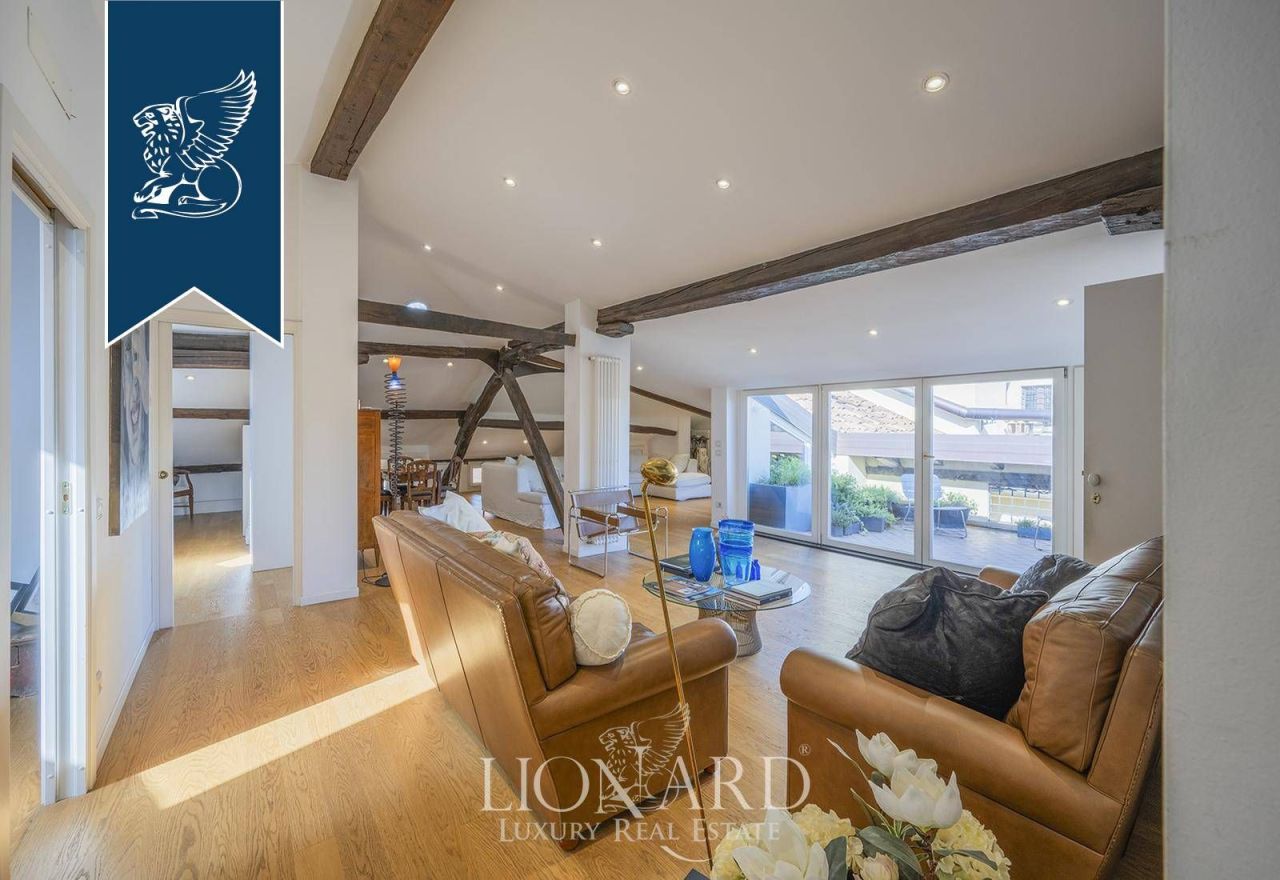 Appartement à Bologne, Italie, 273 m² - image 1