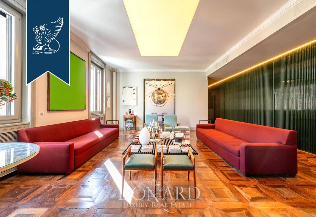 Apartment in Milan, Italy, 236 m² - picture 4