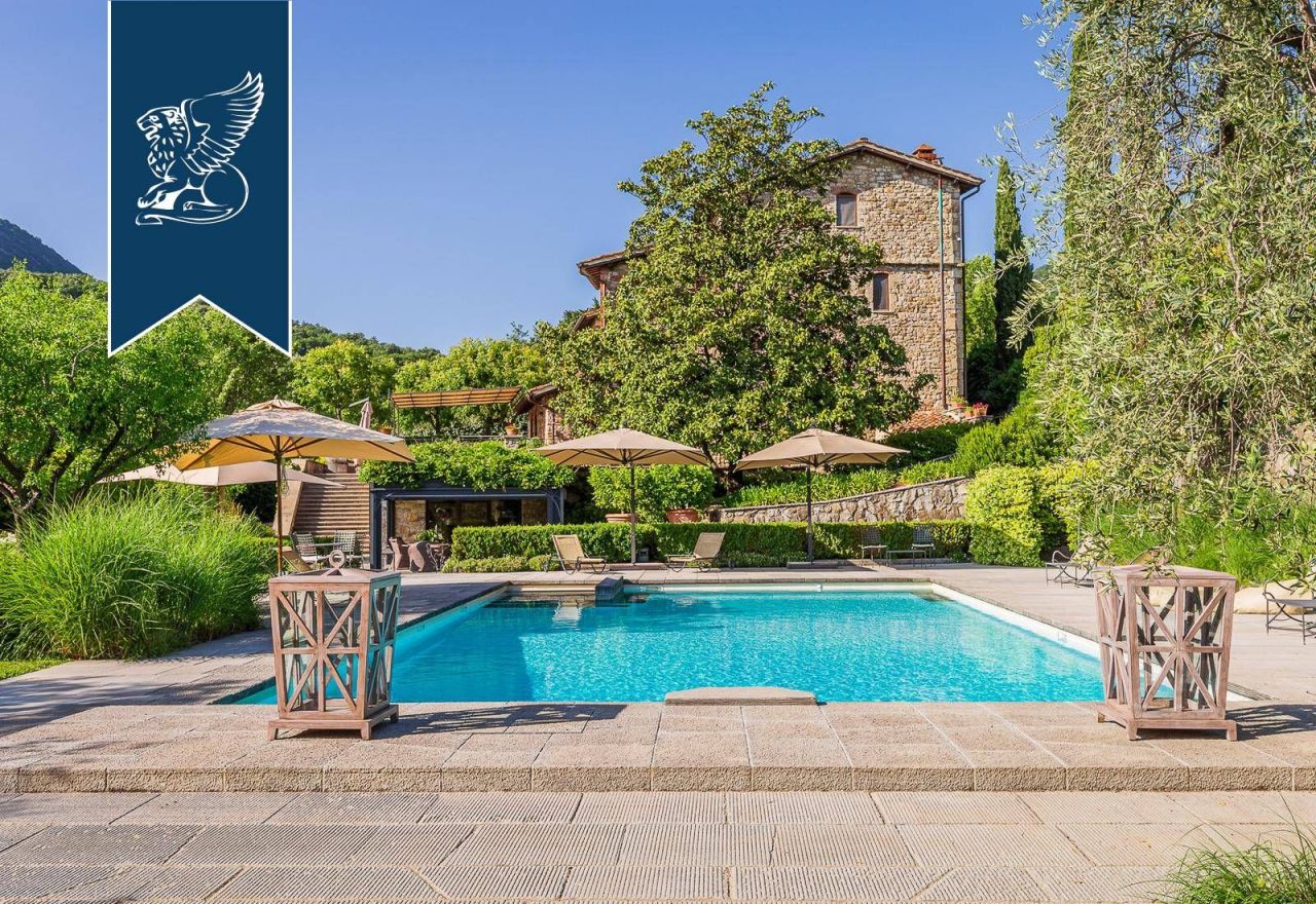 Villa en Prato, Italia, 600 m² - imagen 7