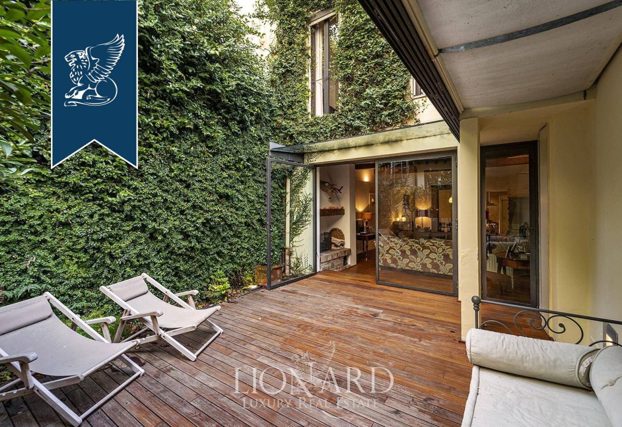 Apartment in Florence, Italy, 210 m² - picture 8