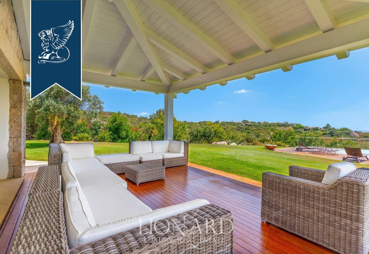 Villa en San Teodoro, Italia, 950 m² - imagen 10