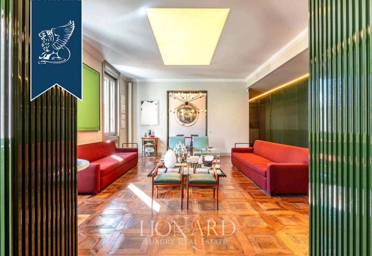 Apartment in Milan, Italy, 236 m² - picture 11