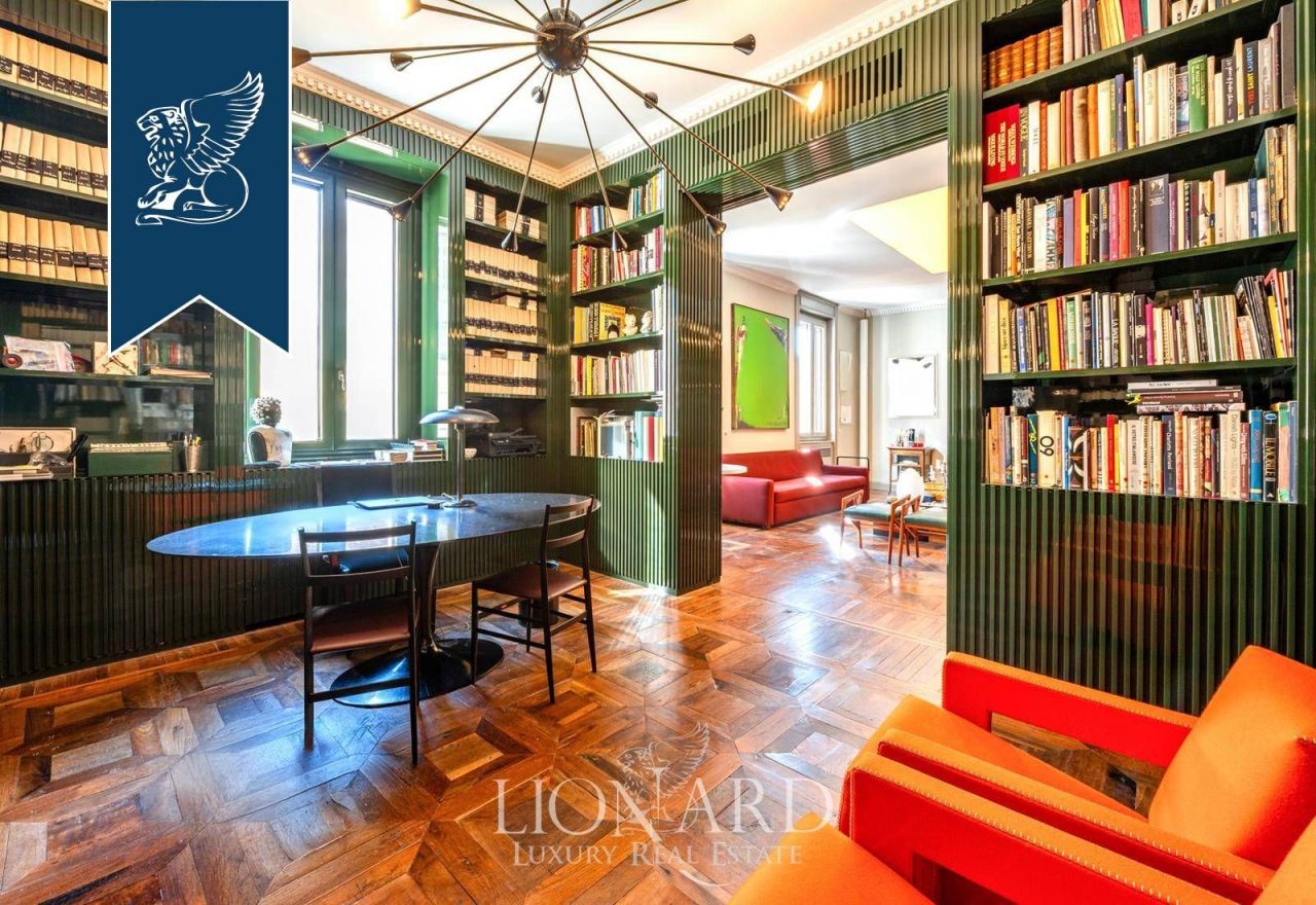 Apartment in Milan, Italy, 236 m² - picture 13