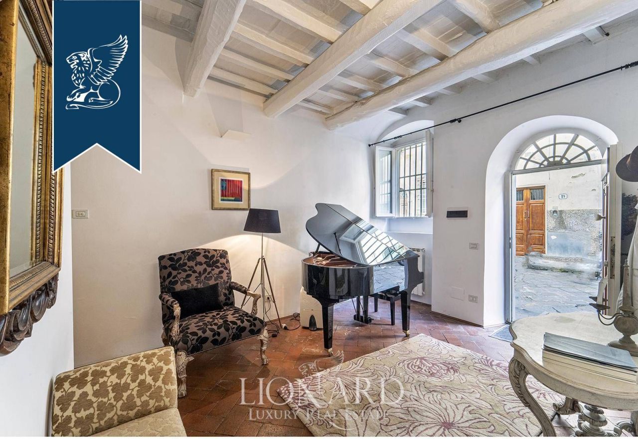 Apartment in Florence, Italy, 210 m² - picture 14