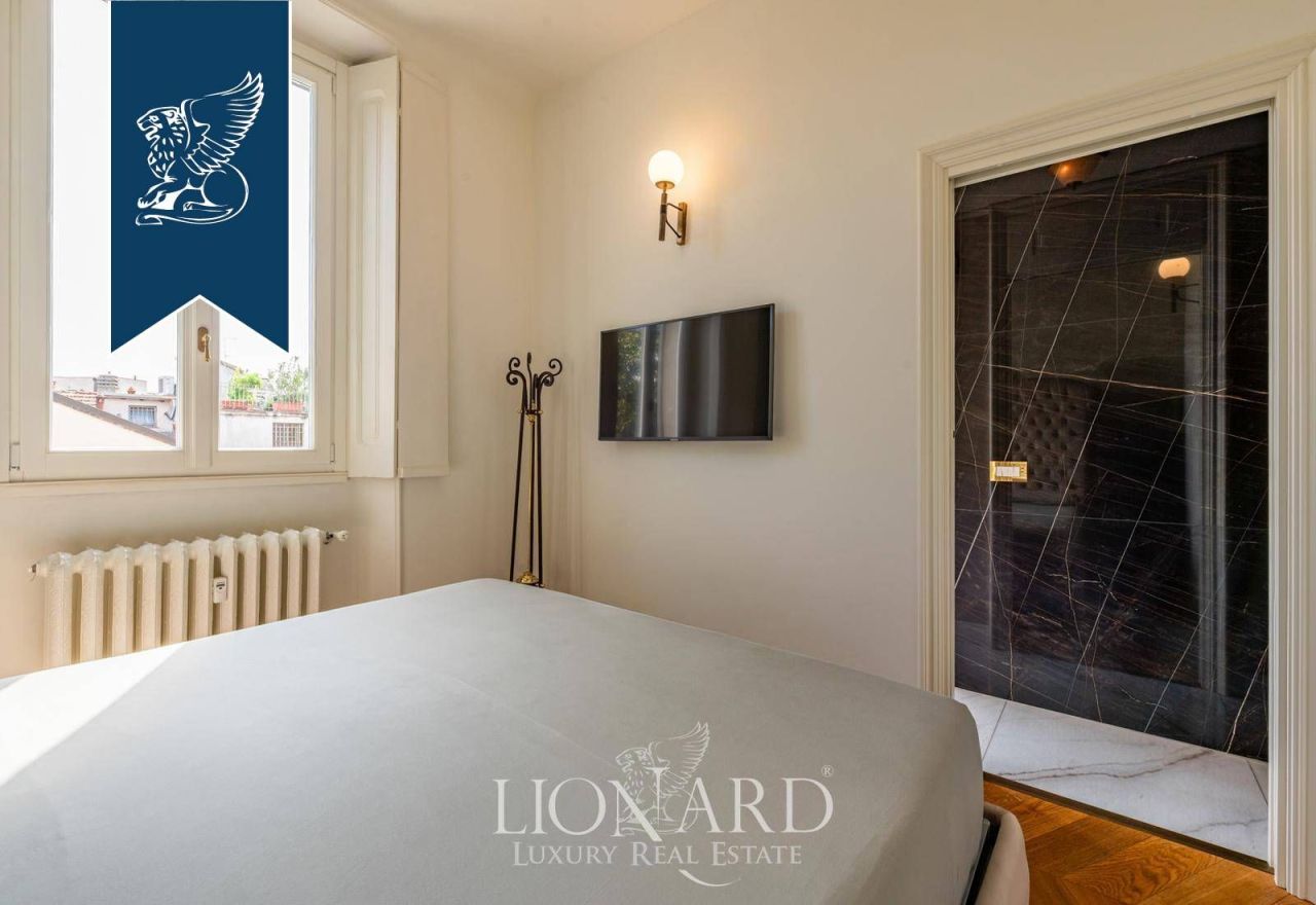 Apartment in Milan, Italy, 240 m² - picture 15