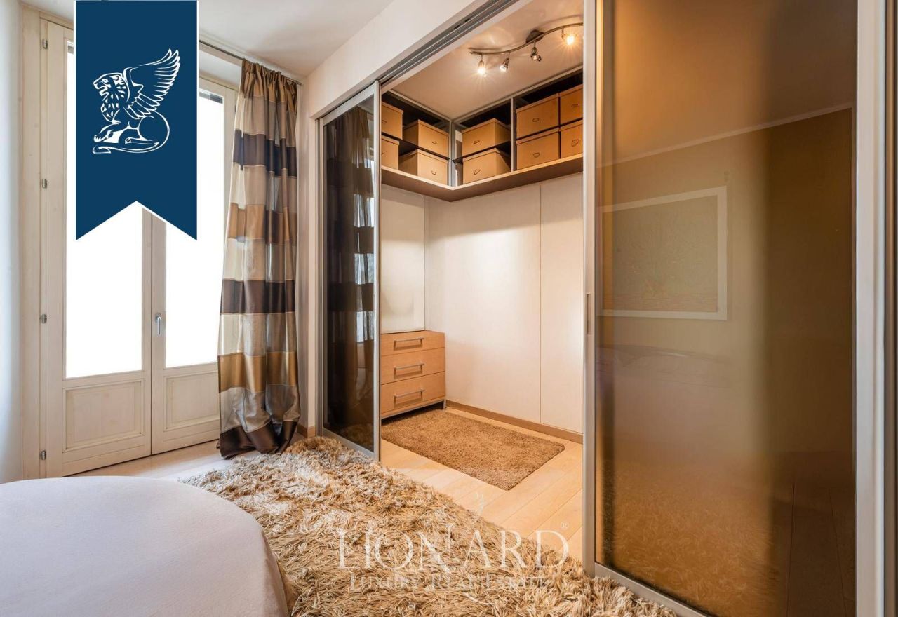 Apartment in Milan, Italy, 220 m² - picture 15