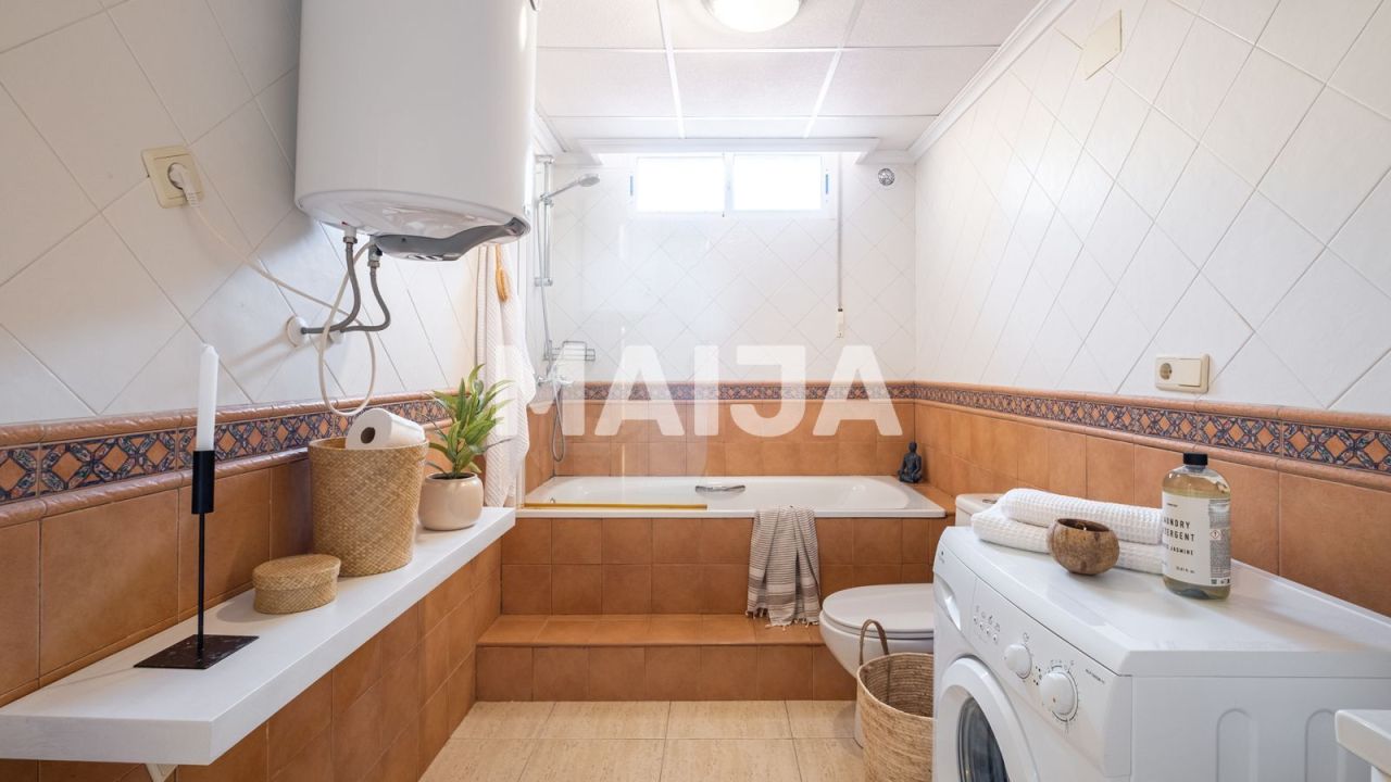 Maison à Torrevieja, Espagne, 99 m² - image 16