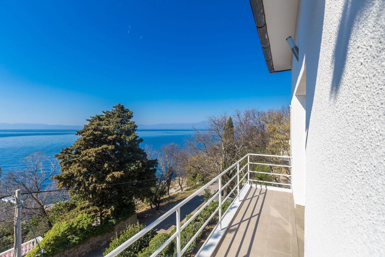 Villa à Kraljevica, Croatie, 320 m² - image 3