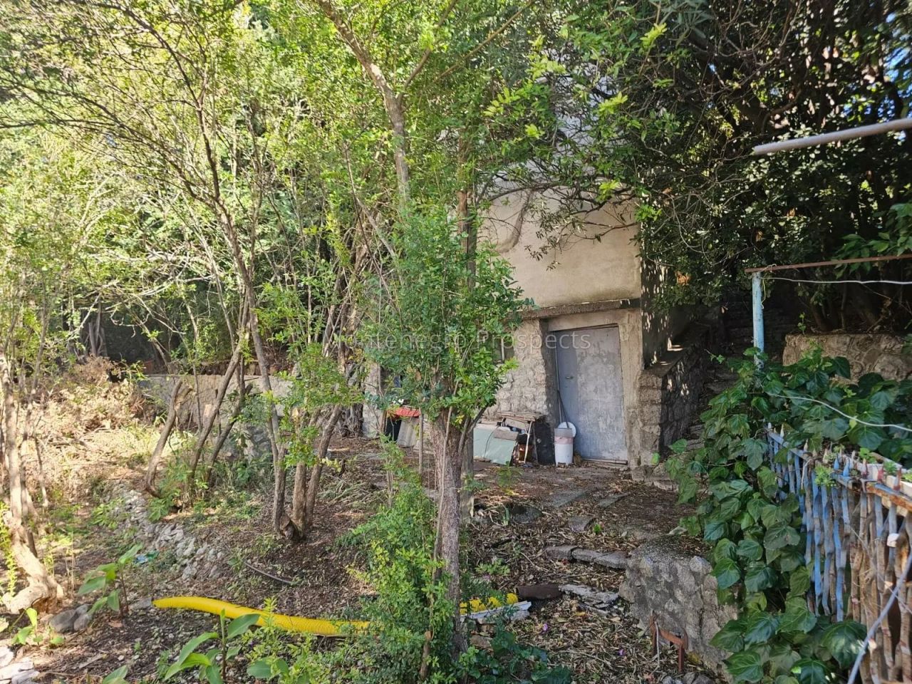 Land in Sutomore, Montenegro, 928 m² - picture 4