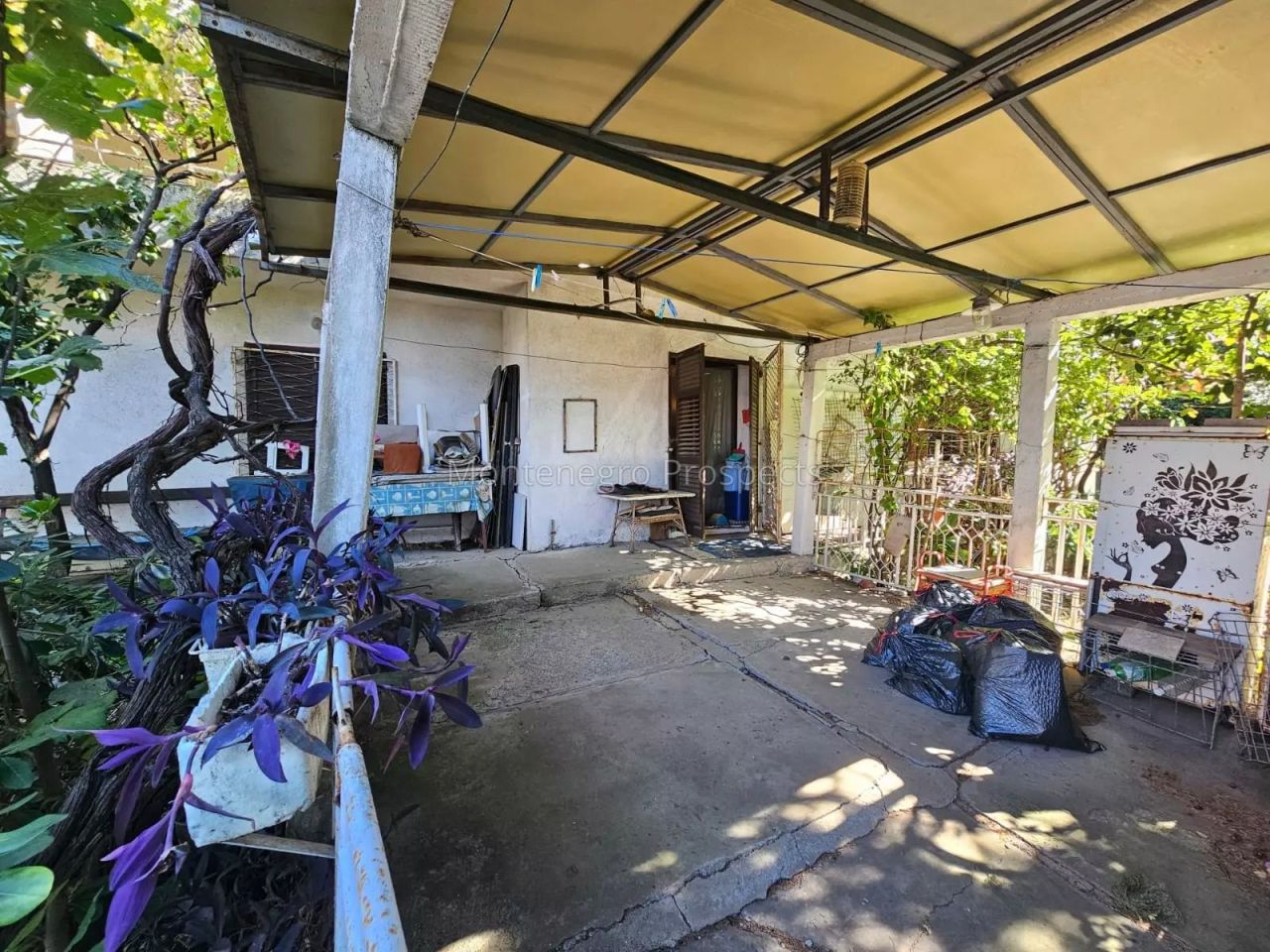 Land in Sutomore, Montenegro, 928 m² - picture 2