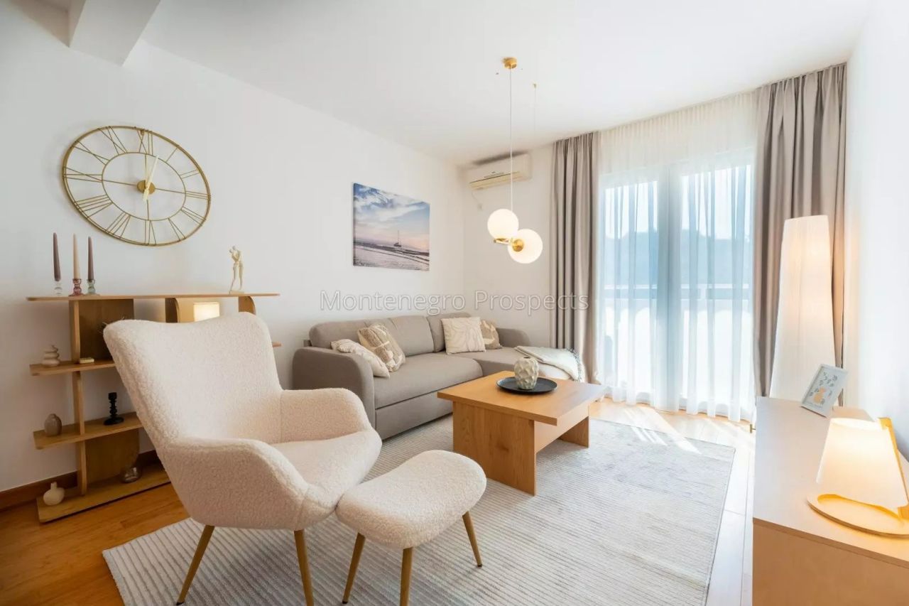 Flat in Przno, Montenegro, 68 m² - picture 4