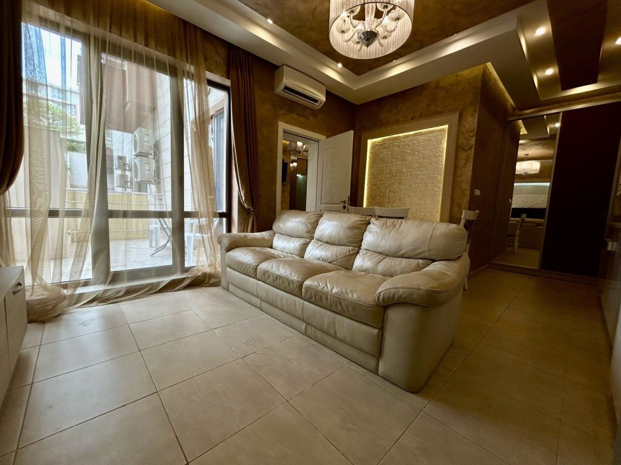 Proprietà commerciale a Spiaggia assolata, Bulgaria, 86 m² - foto 1