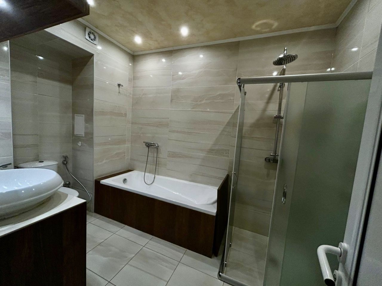 Proprietà commerciale a Spiaggia assolata, Bulgaria, 86 m² - foto 14