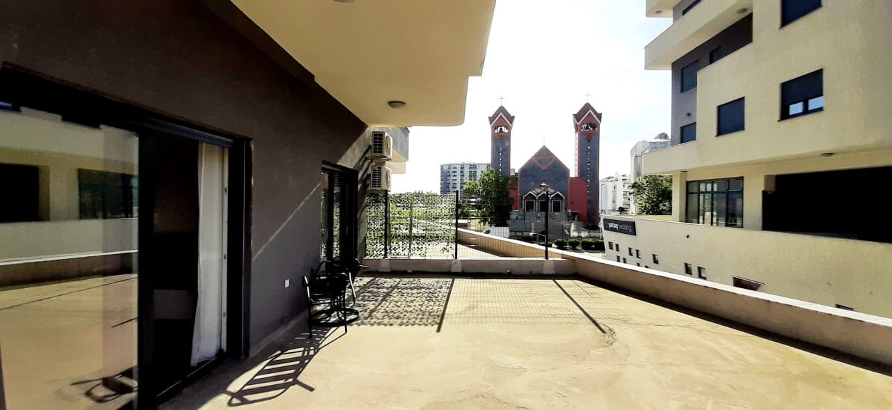 Flat in Bar, Montenegro, 36 m² - picture 2