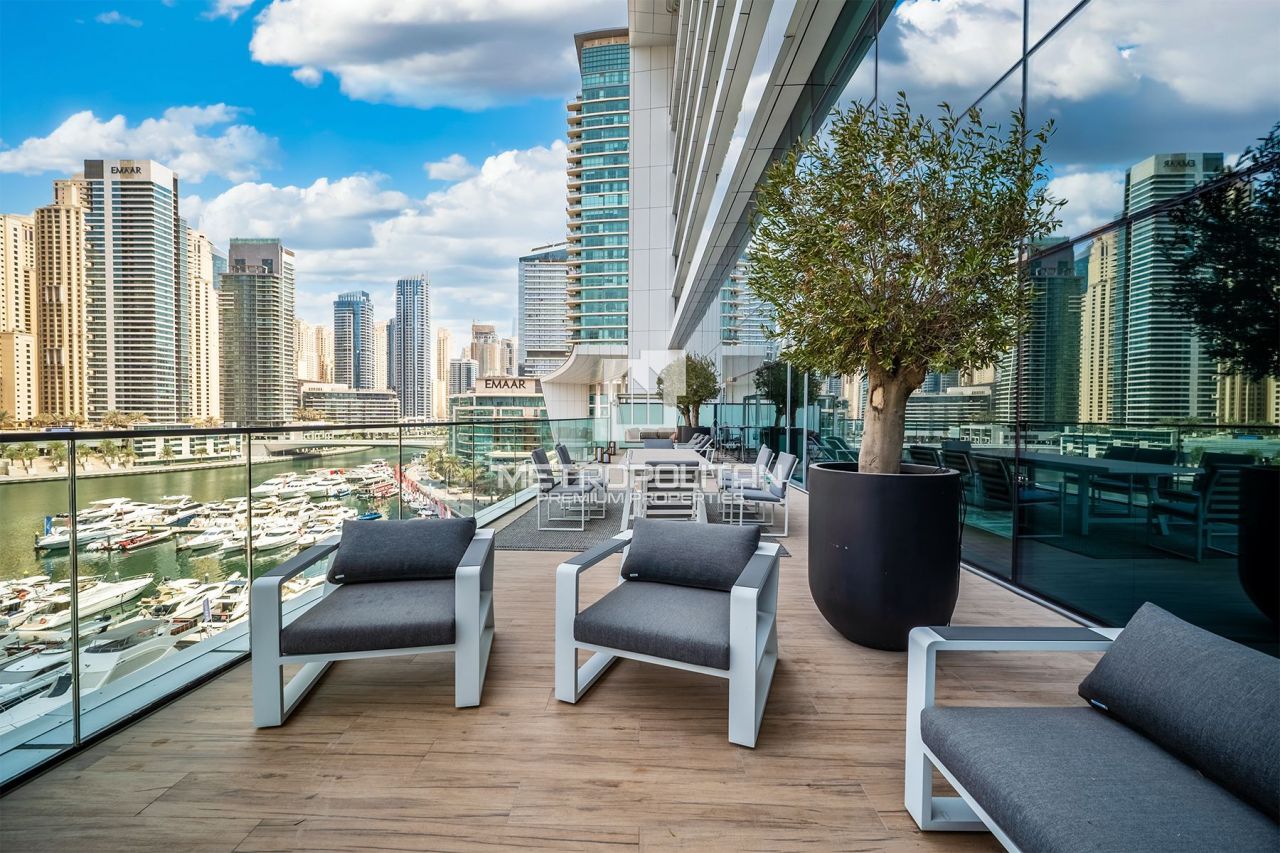 Apartment in Dubai, UAE, 239 m² - picture 13