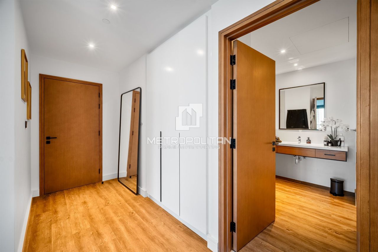 Apartment in Dubai, UAE, 239 m² - picture 14