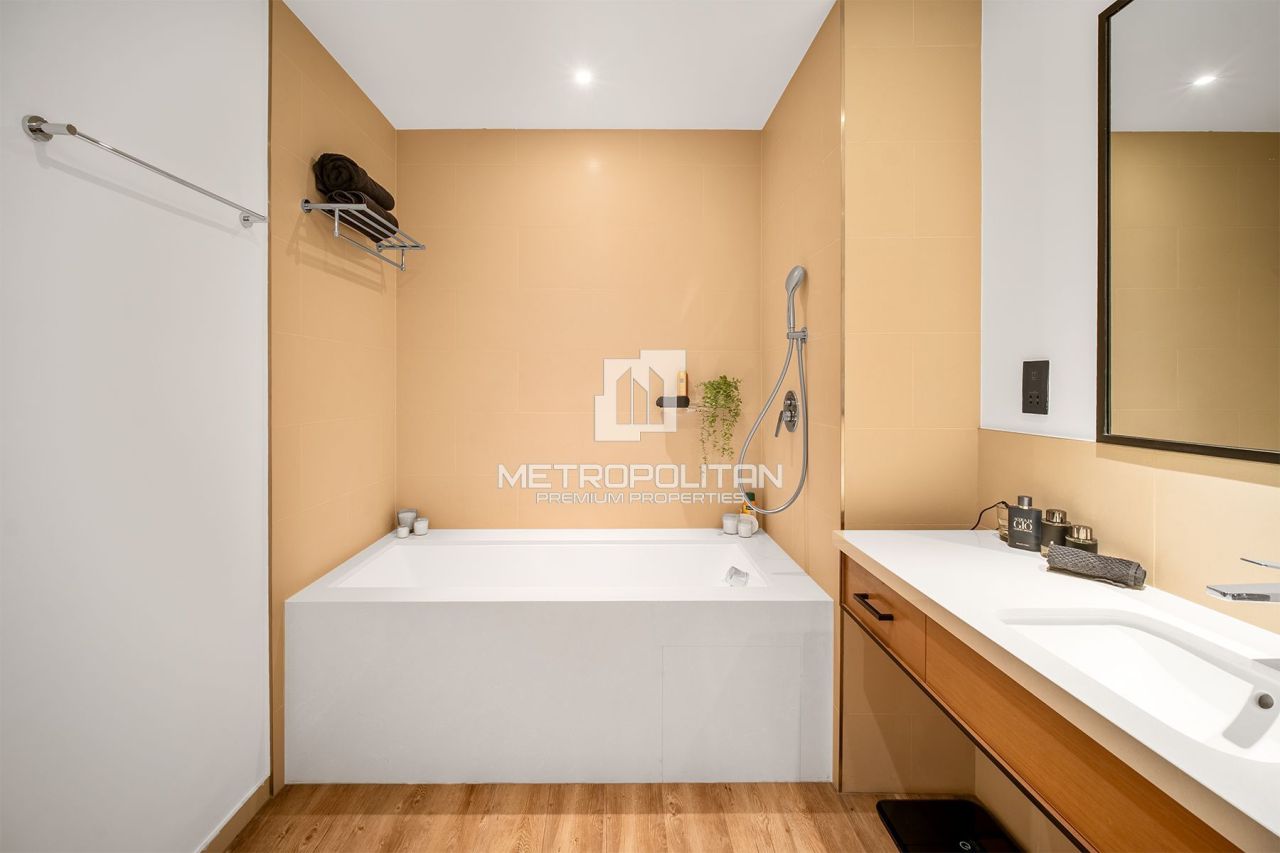 Apartment in Dubai, UAE, 239 m² - picture 15