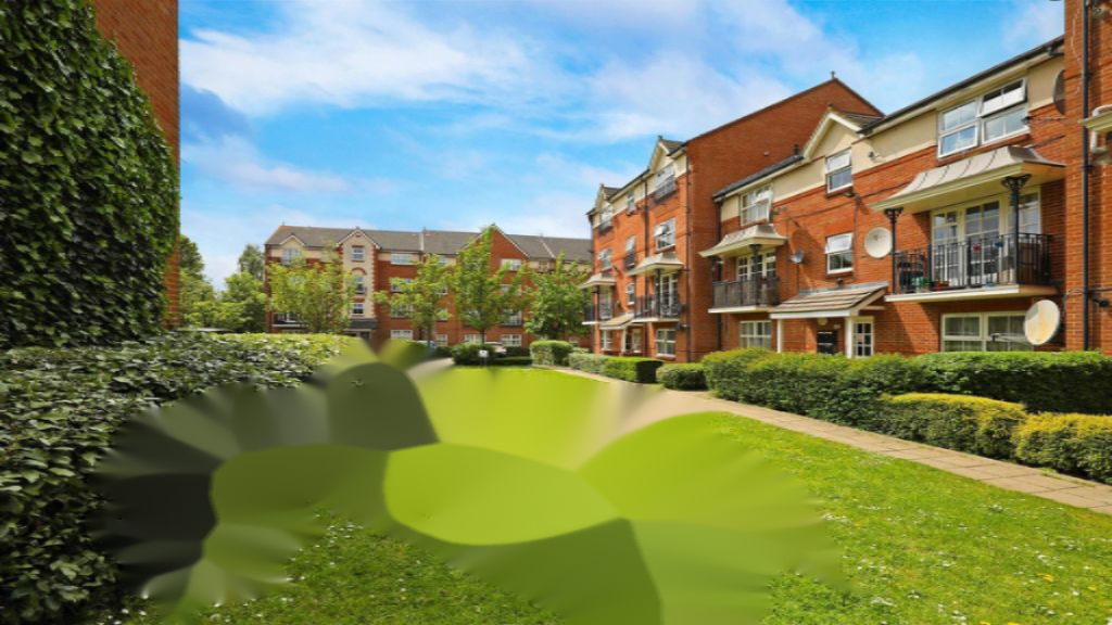 Flat in London, United Kingdom - picture 1