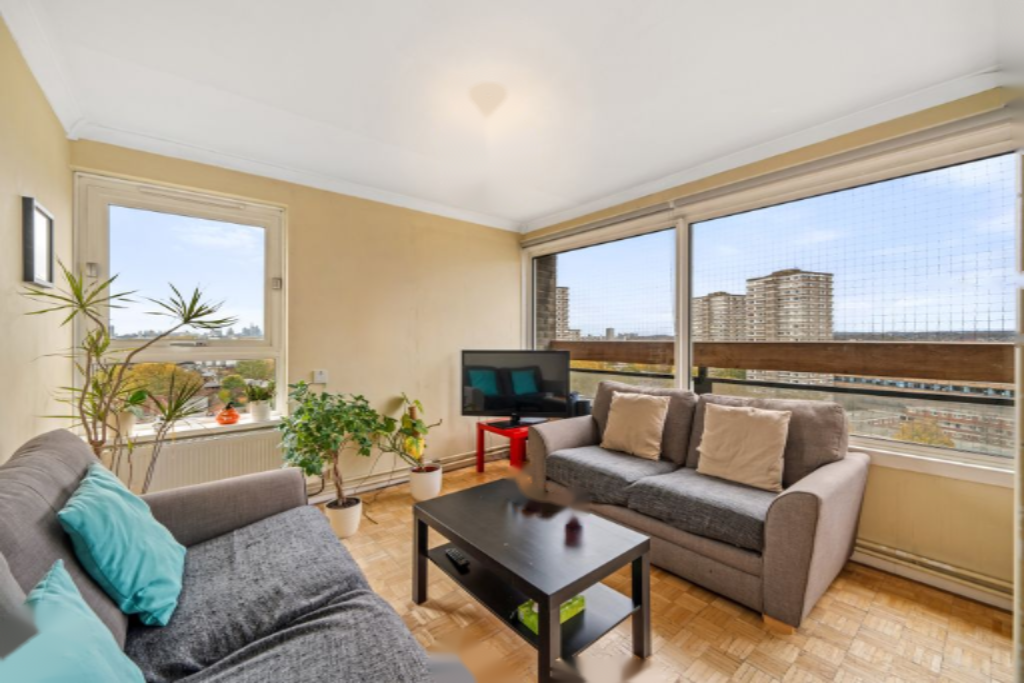 Flat in London, United Kingdom, 58 m² - picture 1