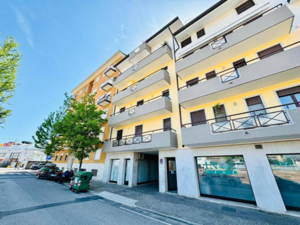 Appartamento a Gorizia, Italia, 100 m² - foto 2