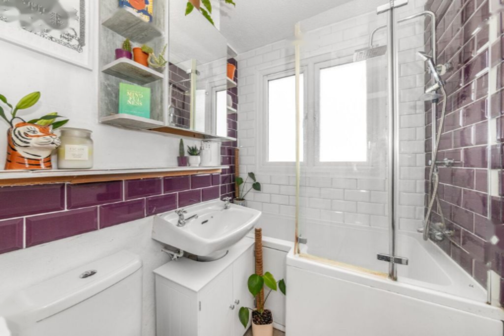 Flat in London, United Kingdom, 67 m² - picture 4